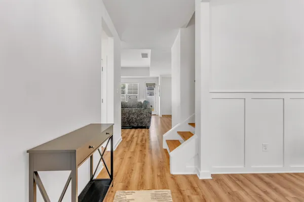 $469,900 | 200 Valleyview Lane, Oakland, TN 38060