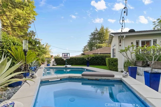 $1,350,000 | 4328 Sunset Avenue, Montrose, CA 91020