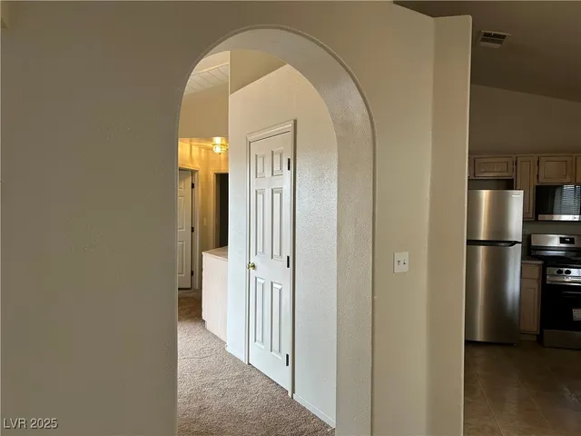 $1,850 | 9408 Moon Splash Court, Las Vegas, NV 89129