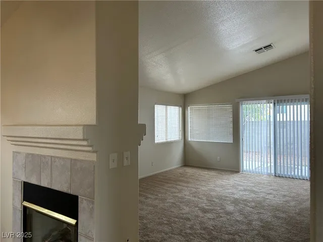 $1,850 | 9408 Moon Splash Court, Las Vegas, NV 89129