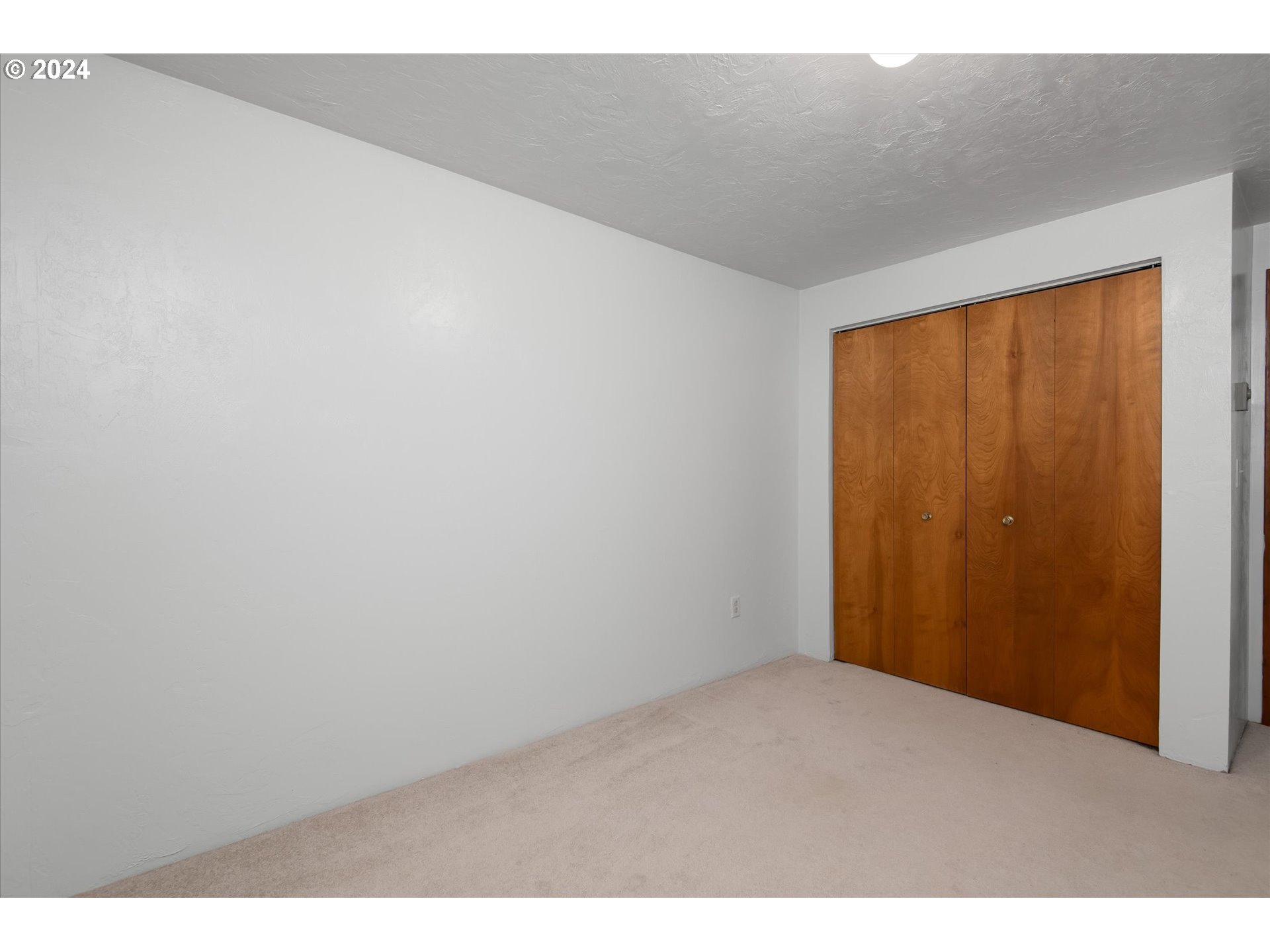 650 Harlow Road, Unit 202 Springfield, OR 97477 - Photo 21 of 34 a view of an empty room