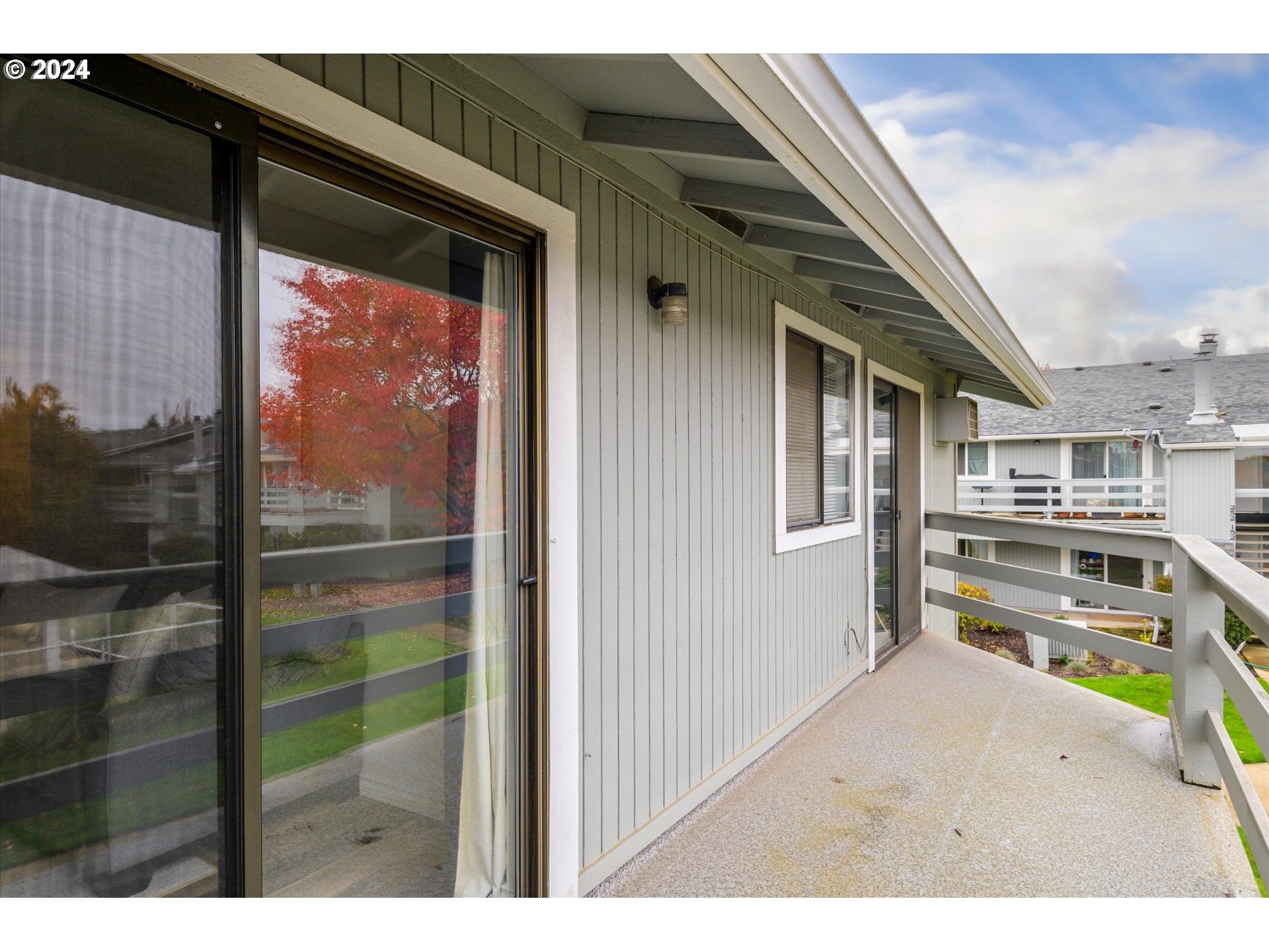650 Harlow Road, Unit 202 Springfield, OR 97477 - Photo 25 of 34 a view of outdoor space and barbecue grill