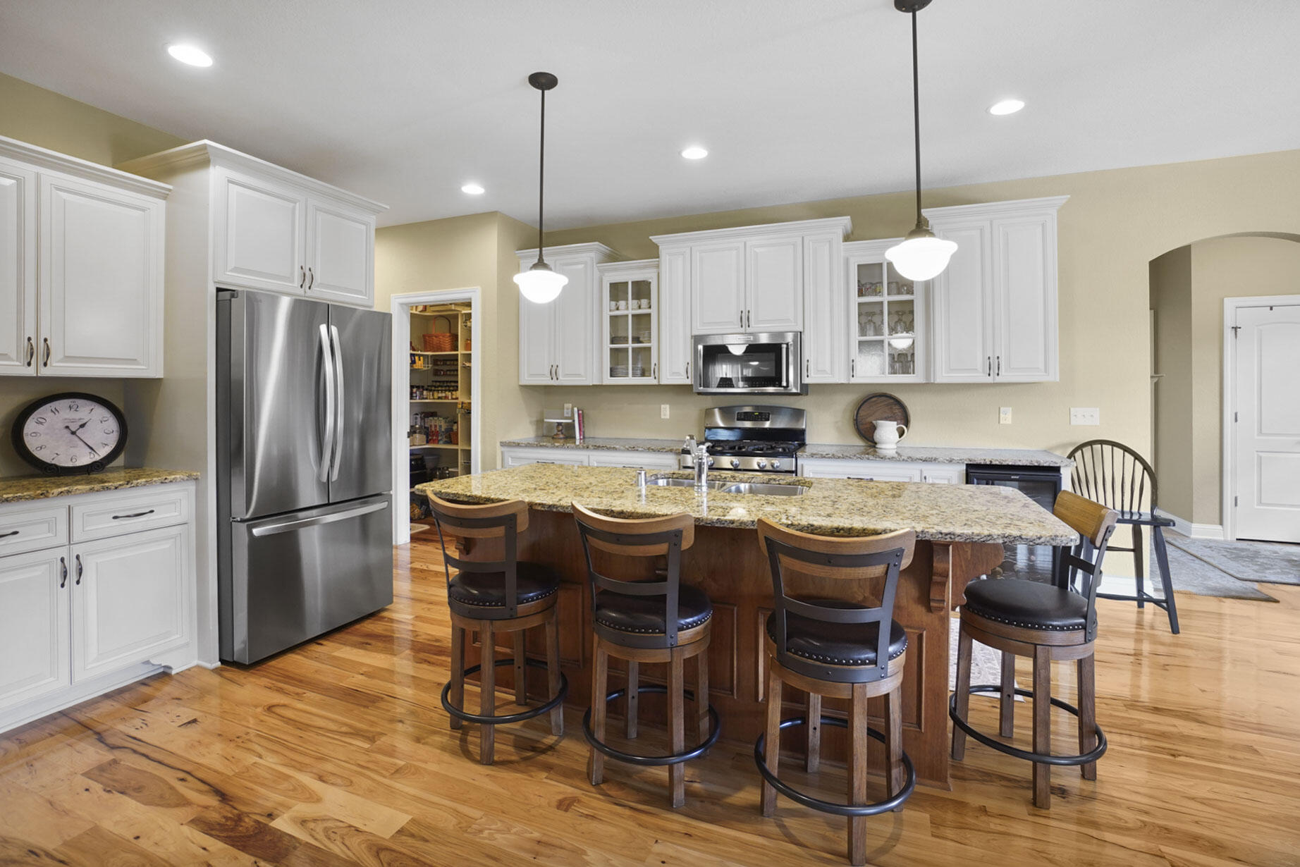 N75W24615 Overland Road Sussex, WI 53089 - Photo 14 of 44 Kitchen
