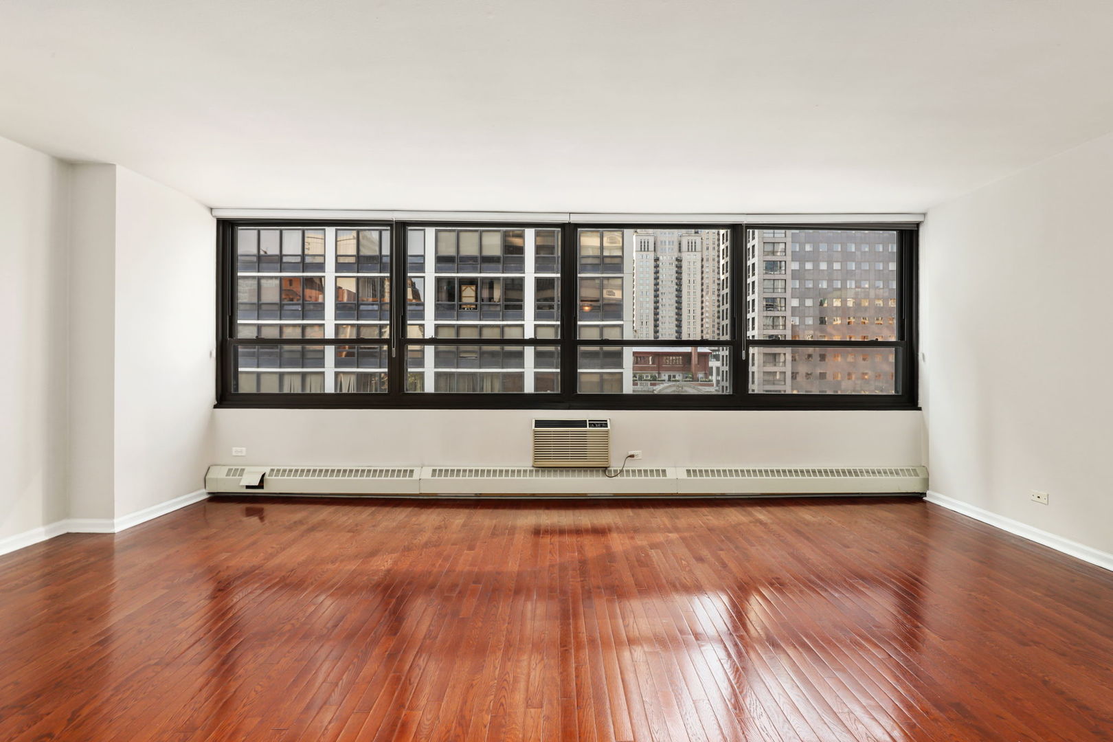 33 East Cedar Street, Unit 9B Chicago, IL 60611 - Photo 8 of 13