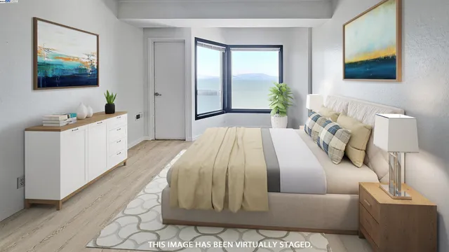 $526,000 | 6363 Christie Avenue, Unit 1915, Emeryville, CA 94608