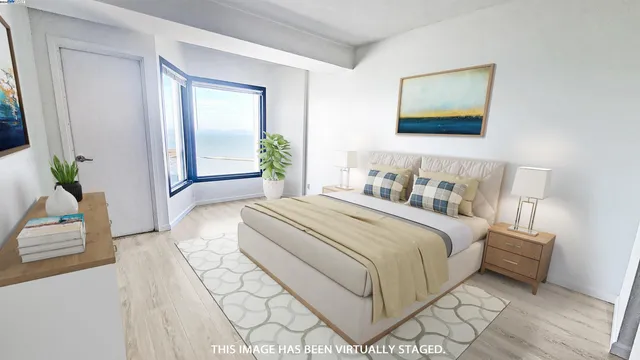 $526,000 | 6363 Christie Avenue, Unit 1915, Emeryville, CA 94608