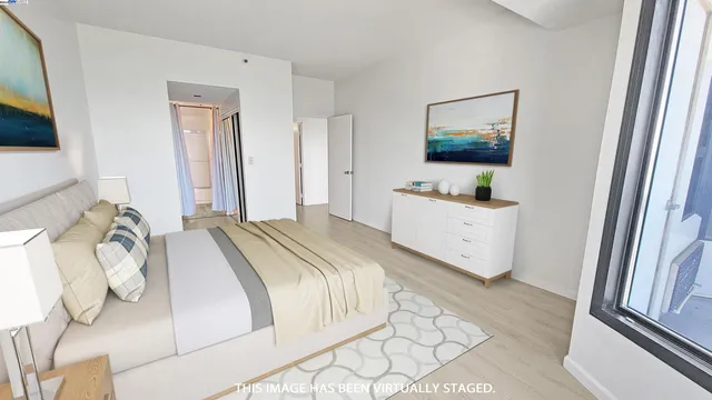 $526,000 | 6363 Christie Avenue, Unit 1915, Emeryville, CA 94608