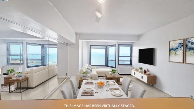 $526,000 | 6363 Christie Avenue, Unit 1915, Emeryville, CA 94608