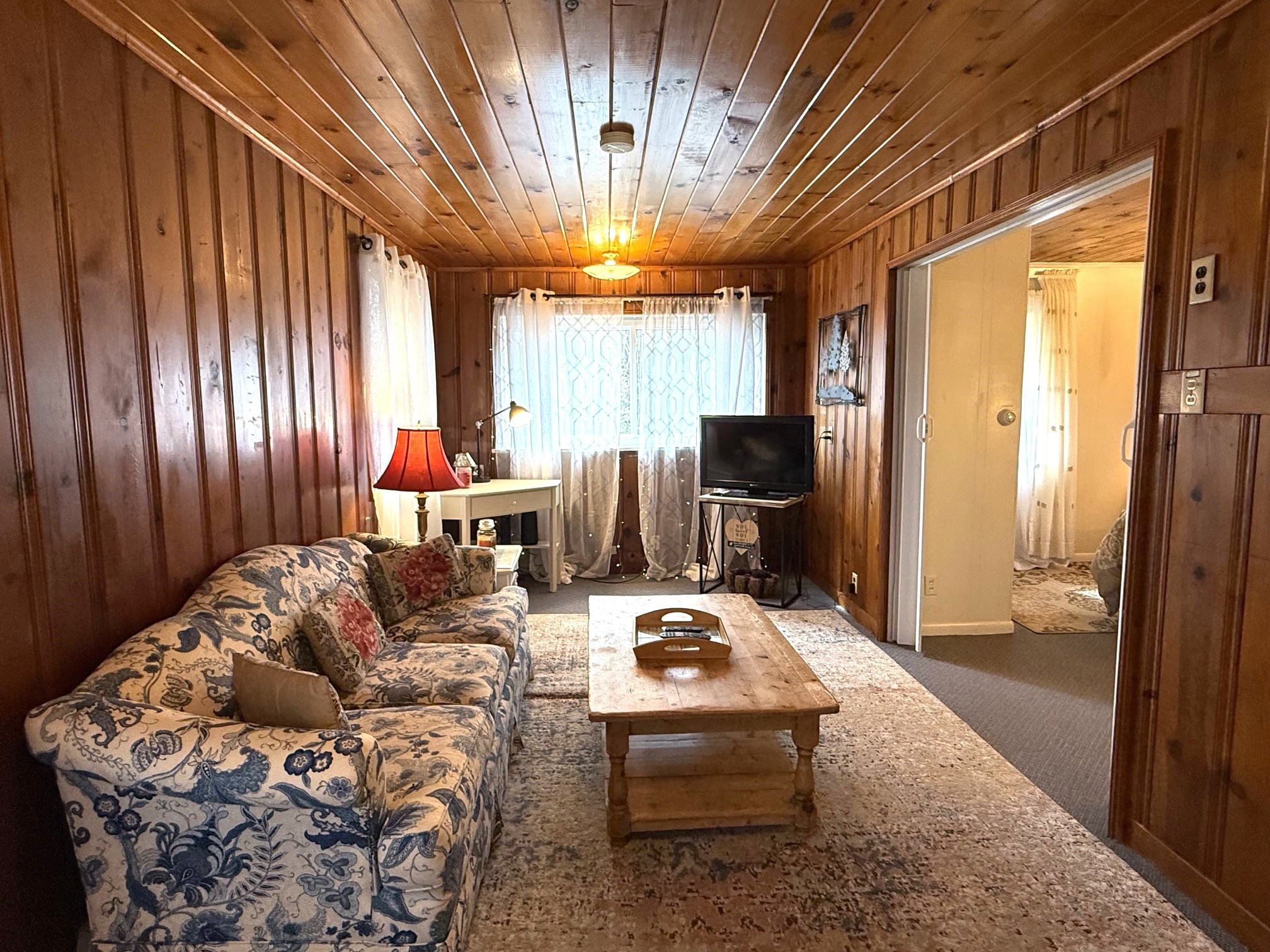 6750 West Ridge Road Fairview, PA 16415 - Photo 36 of 50 Cottage Living Room - 19' x 9'