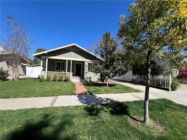 $3,300 | 3751 Briscoe Street, Riverside, CA 92506