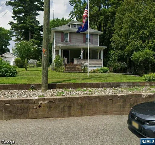 $595,000 | 63 West Airmount Road, Mahwah, NJ 07430