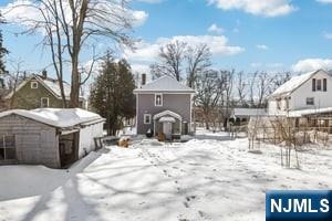 63 West Airmount Road Mahwah, NJ 07430 - Photo 19 of 20 a view of a house with snow yard
