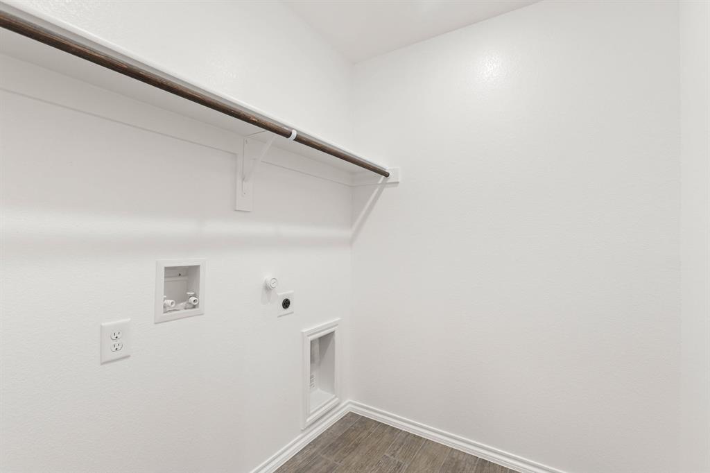 2841 Hay Lane Midlothian, TX 76065 - Photo 13 of 27 a view of utility room