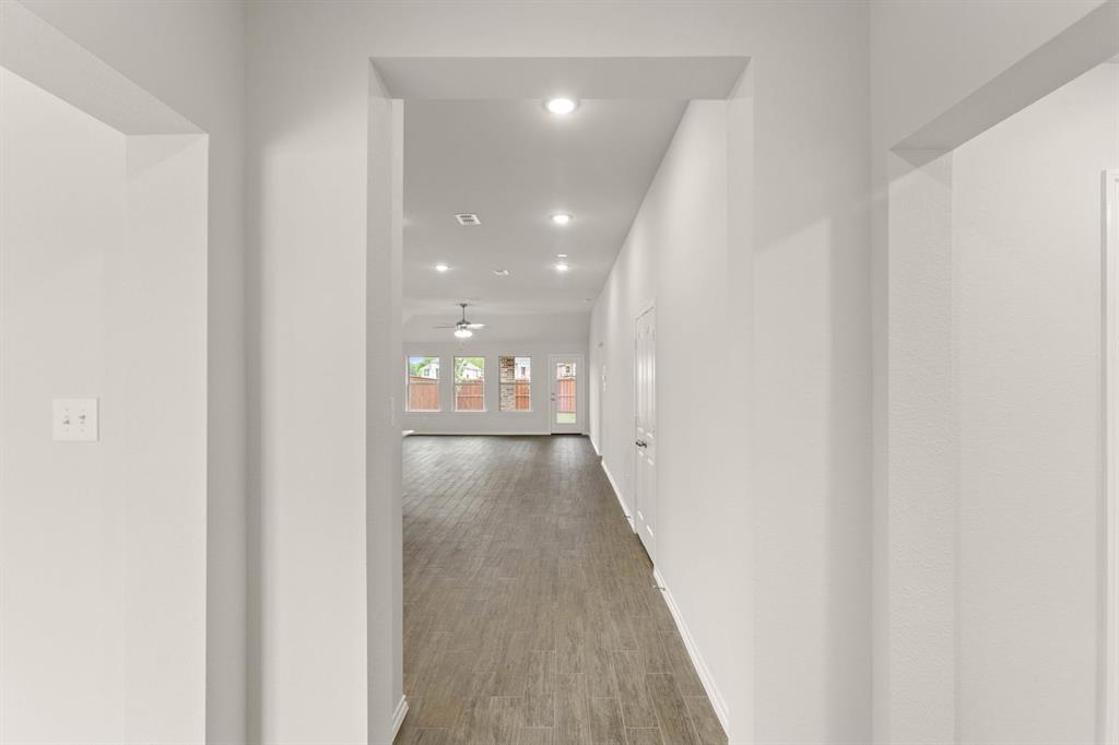 2841 Hay Lane Midlothian, TX 76065 - Photo 4 of 27 a view of gallery
