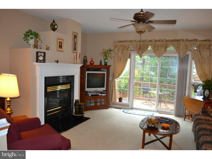 1439 Quaker Ridge West Chester, PA 19380 - Photo 8 of 16 Family Room