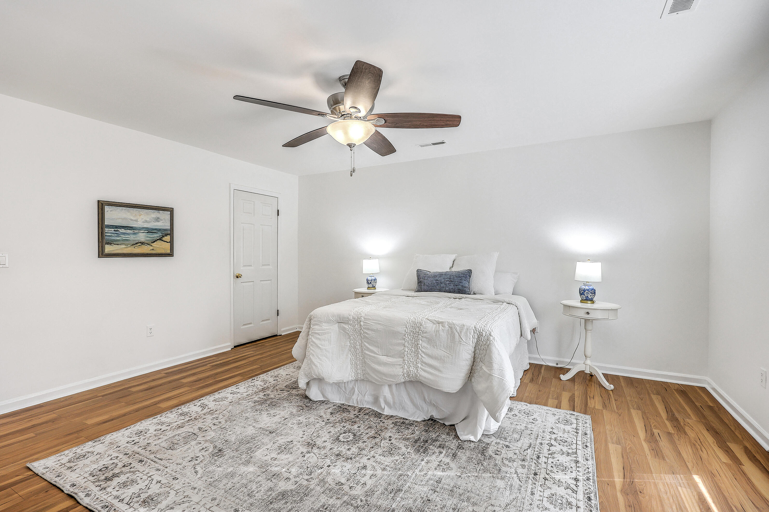 201 Sweetbriar Road Summerville, SC 29485 - Photo 12 of 31 ZYN_4478_79_80_81_82_83_84