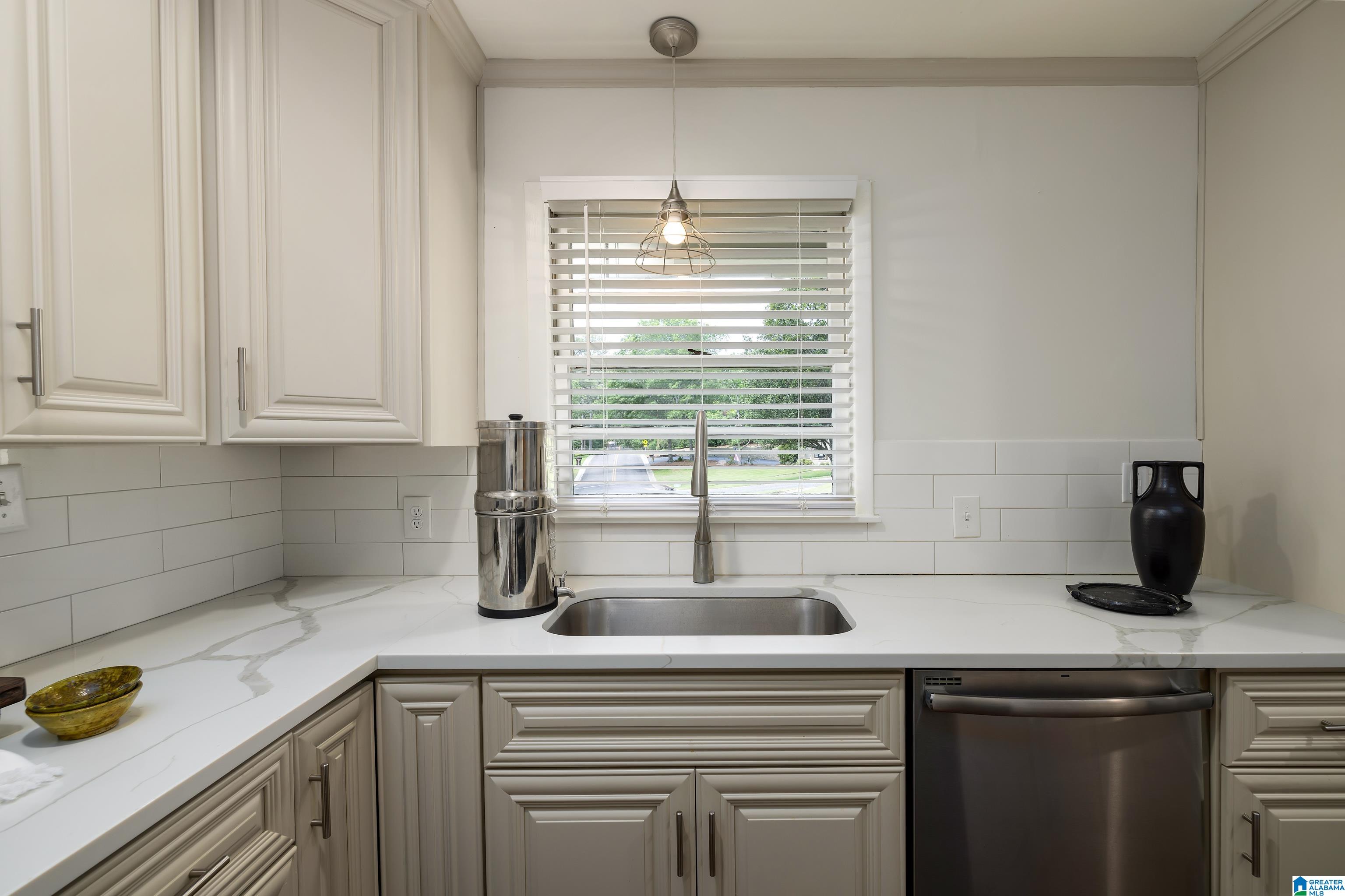 3621 Spring Valley Road Birmingham, AL 35223 - Photo 18 of 71