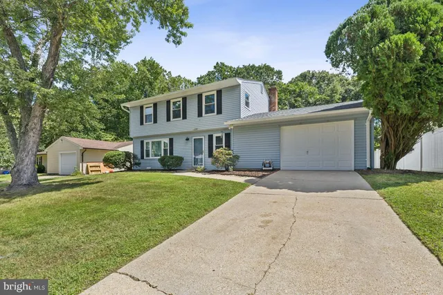 $419,900 | 10955 Beechwood Court, Waldorf, MD 20601