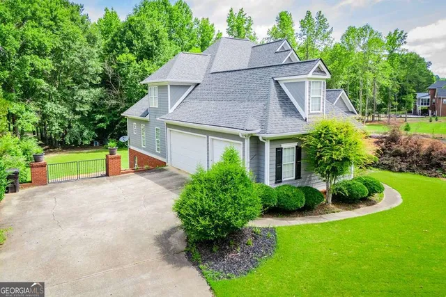 $649,900 | 204 Pinehurst Way, Carrollton, GA 30116