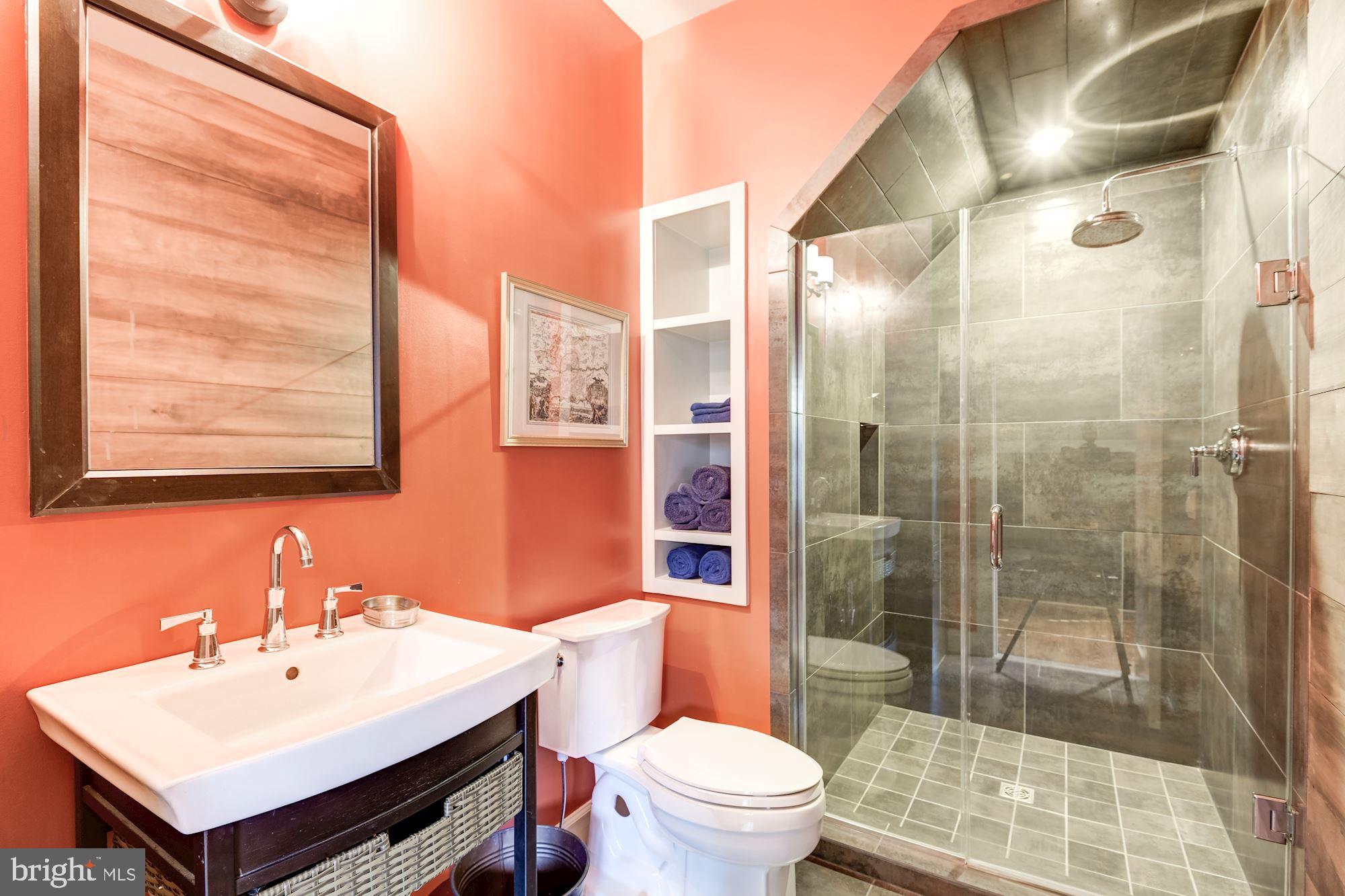 9115 Burning Tree Road Bethesda, MD 20817 - Photo 54 of 65 Full bathroom above garage