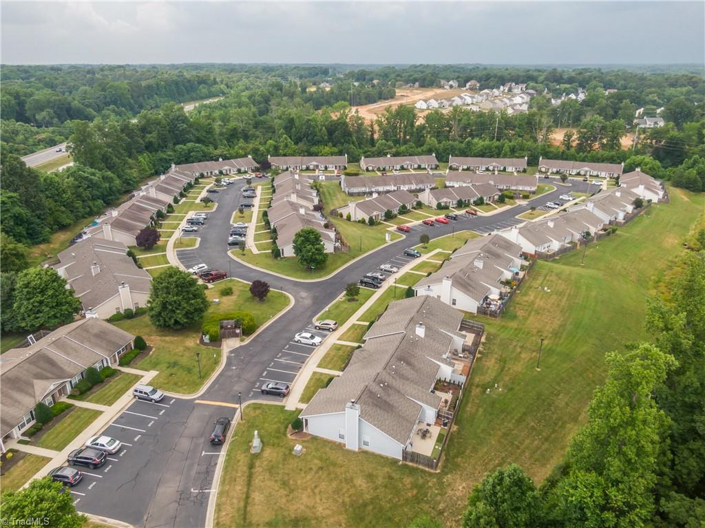 2774 WaterStone Loop High Point, NC 27265 - Photo 2 of 39