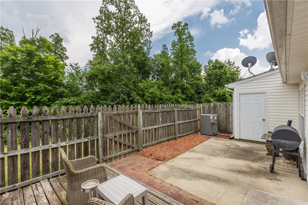 2774 WaterStone Loop High Point, NC 27265 - Photo 34 of 39