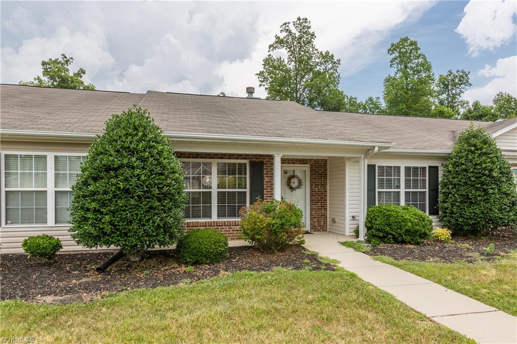 2774 WaterStone Loop High Point, NC 27265 - Photo 4 of 39