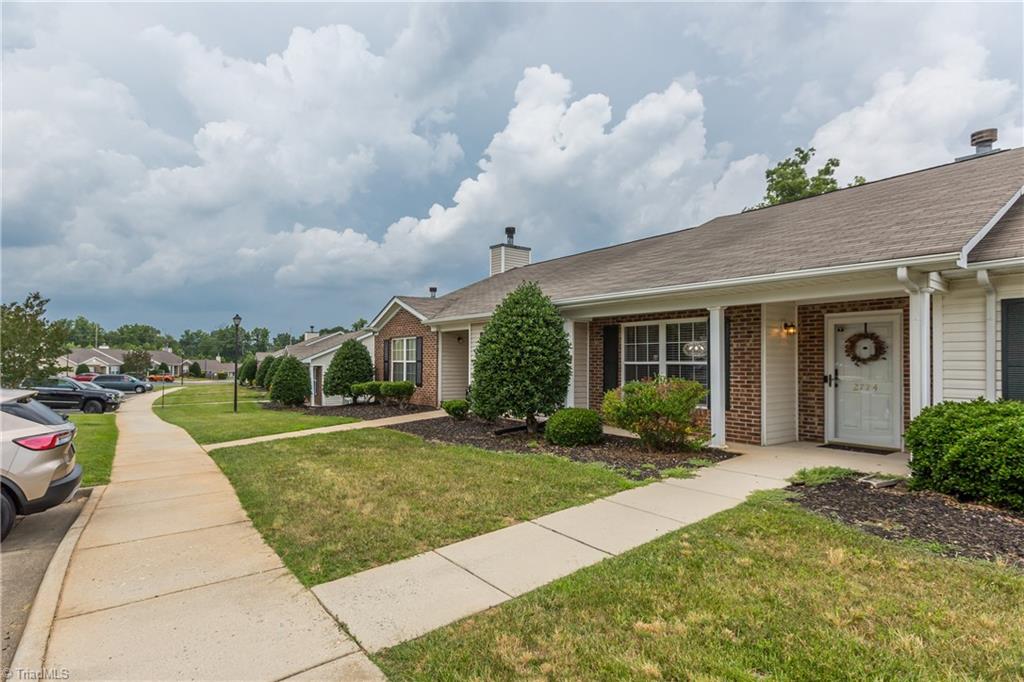 2774 WaterStone Loop High Point, NC 27265 - Photo 6 of 39