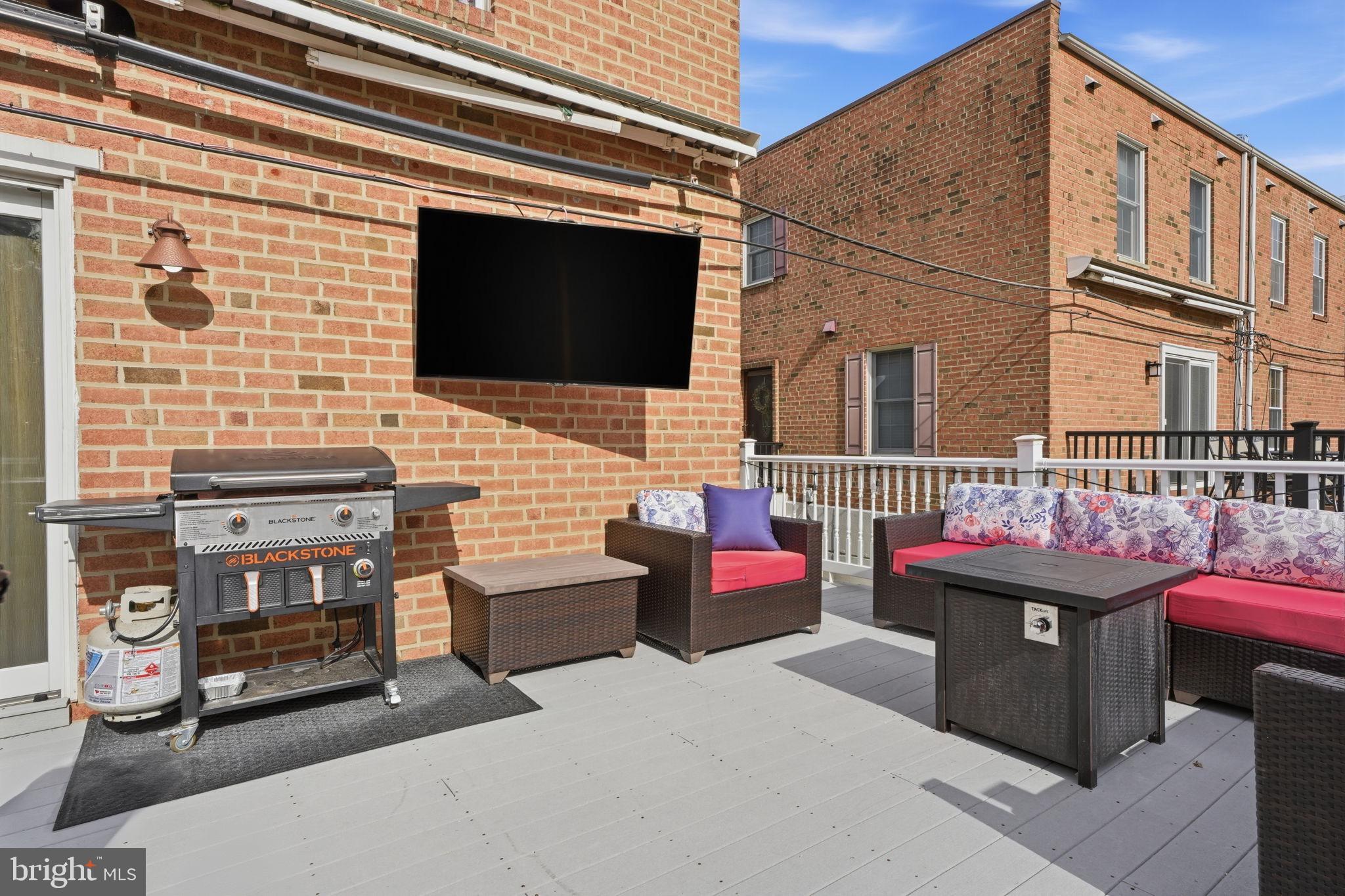 232 Greendale Road Philadelphia, PA 19154 - Photo 32 of 40 Gallery Image 32