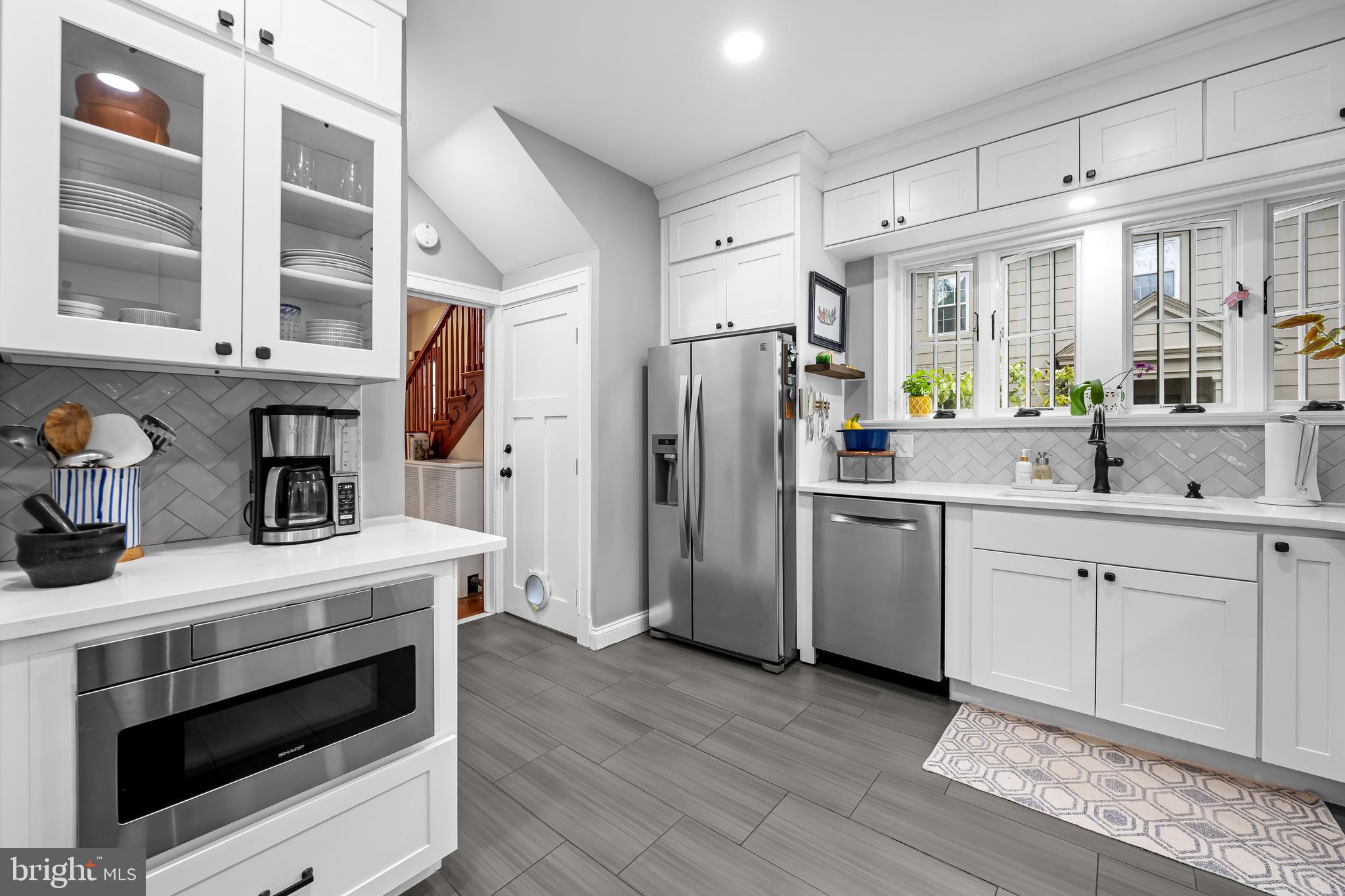 310 Thornhill Road Baltimore, MD 21212 - Photo 14 of 36