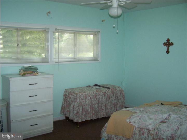 511 Berwyn Road Morrisville, PA 19067 - Photo 8 of 13 Bedroom - Main