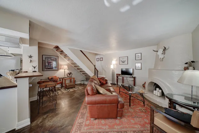 $1,950 | Undisclosed Address, Phoenix, AZ 85044