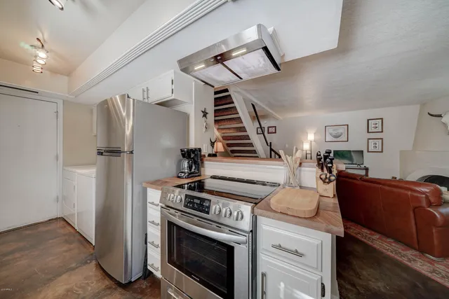 $1,950 | Undisclosed Address, Phoenix, AZ 85044