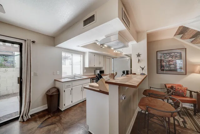 $1,950 | Undisclosed Address, Phoenix, AZ 85044