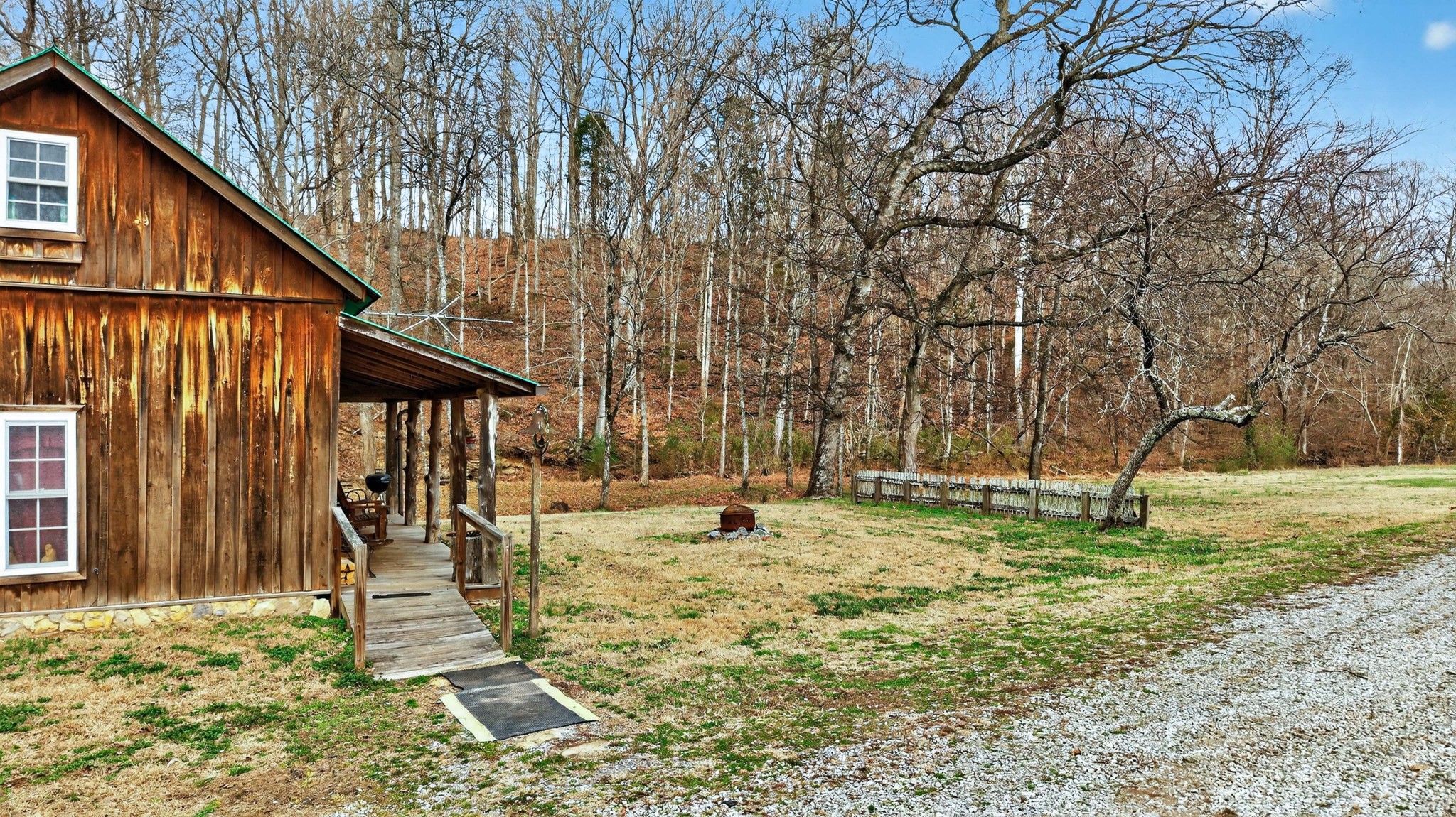 5084 Dorris Road Greenbrier, TN 37073 - Photo 13 of 89 a view of a yard with yellow house