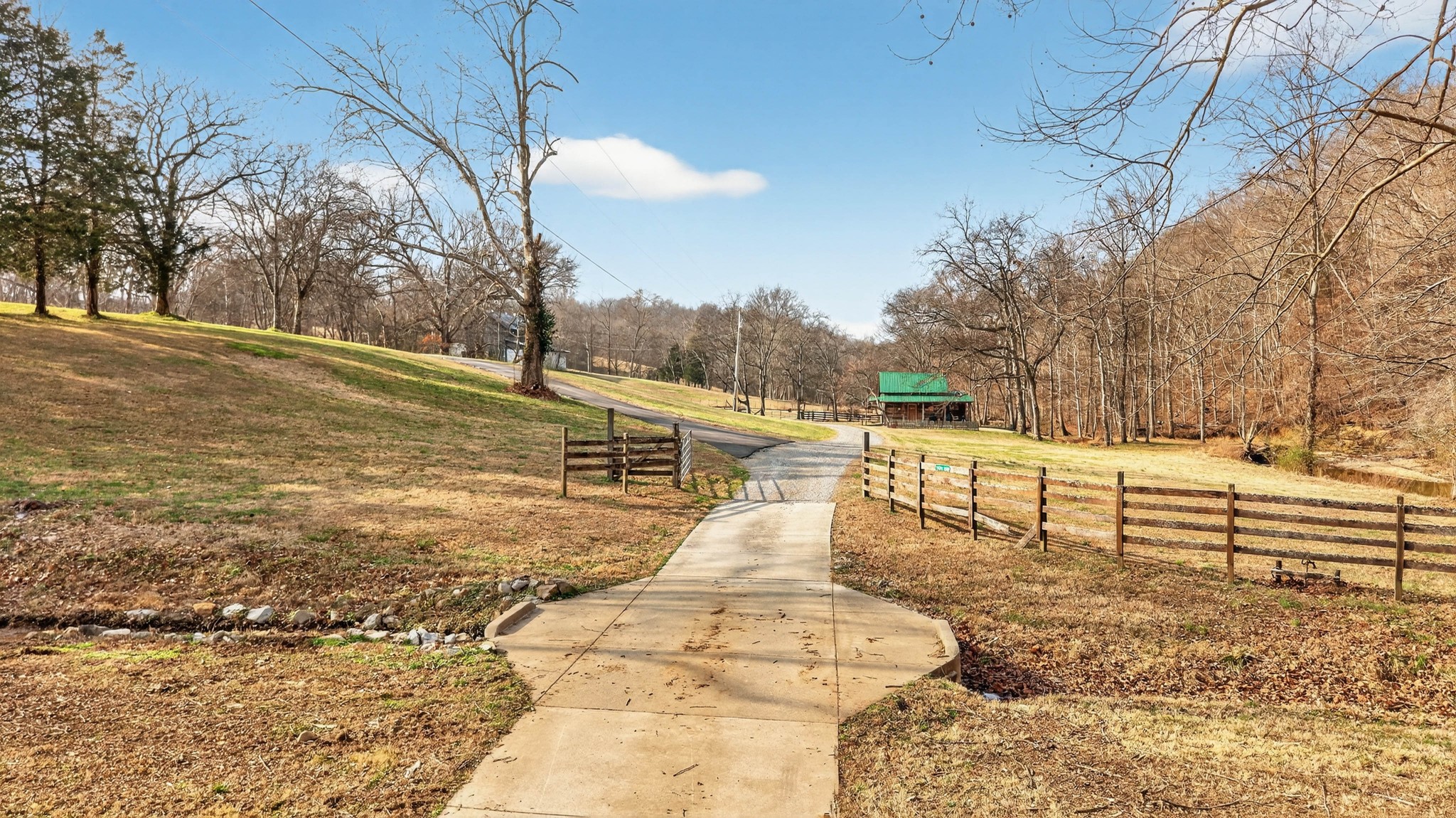 5084 Dorris Road Greenbrier, TN 37073 - Photo 68 of 89 a view of swimming pool with an outdoor seating