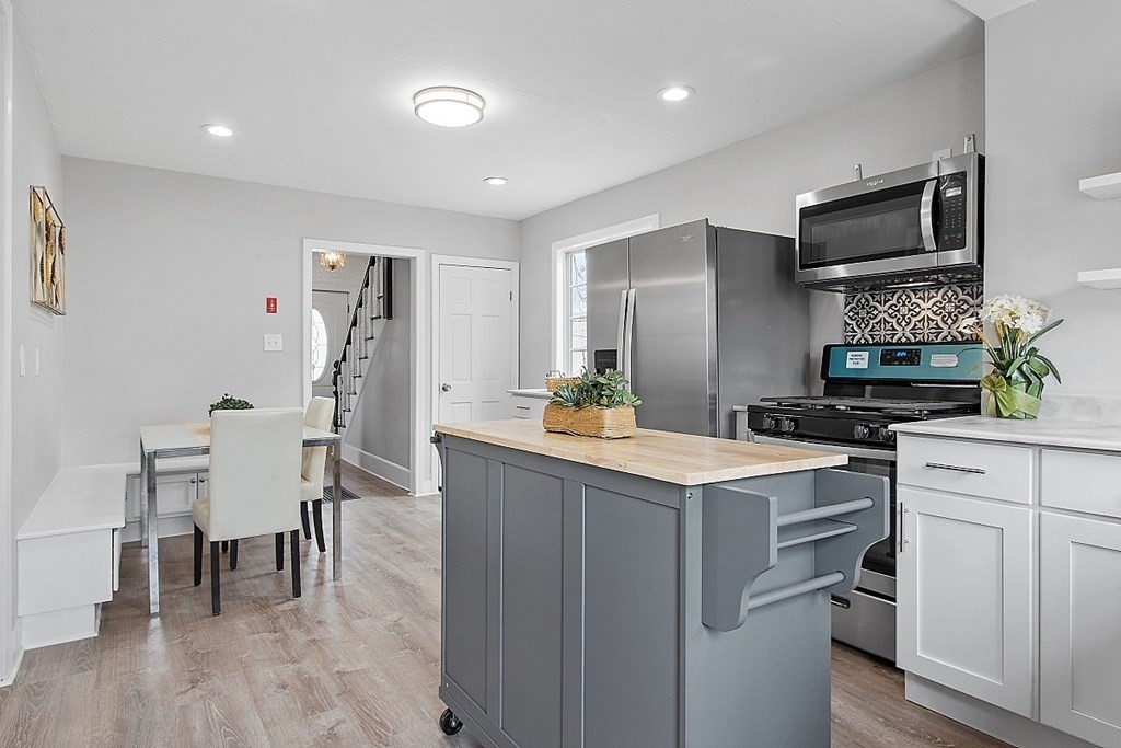 33 Birch Street Lynn, MA 01902 - Photo 11 of 25