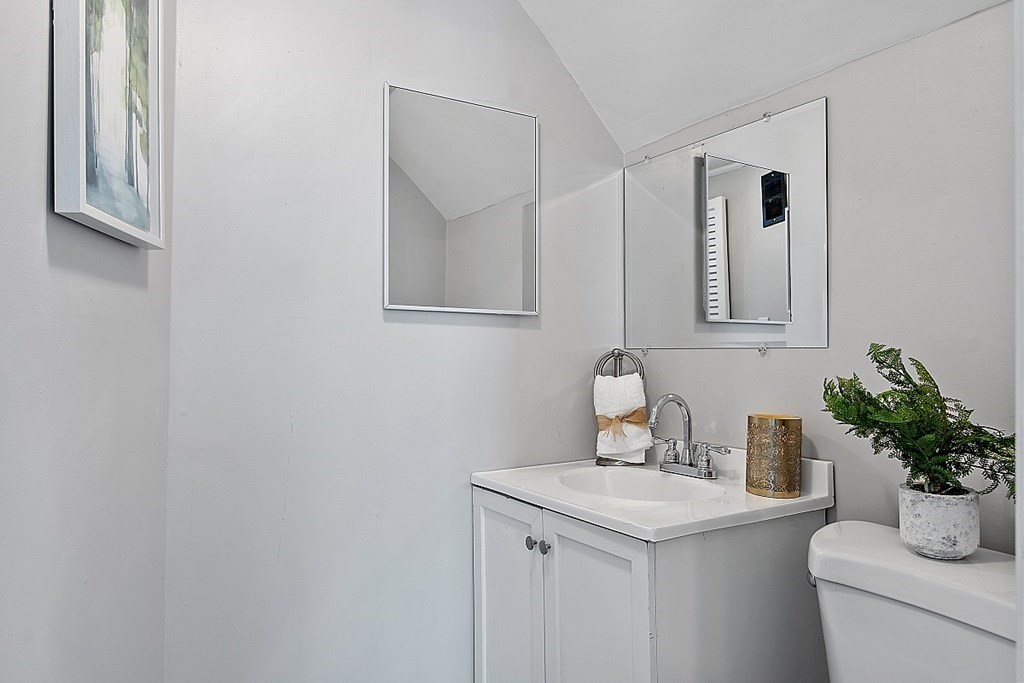 33 Birch Street Lynn, MA 01902 - Photo 21 of 25