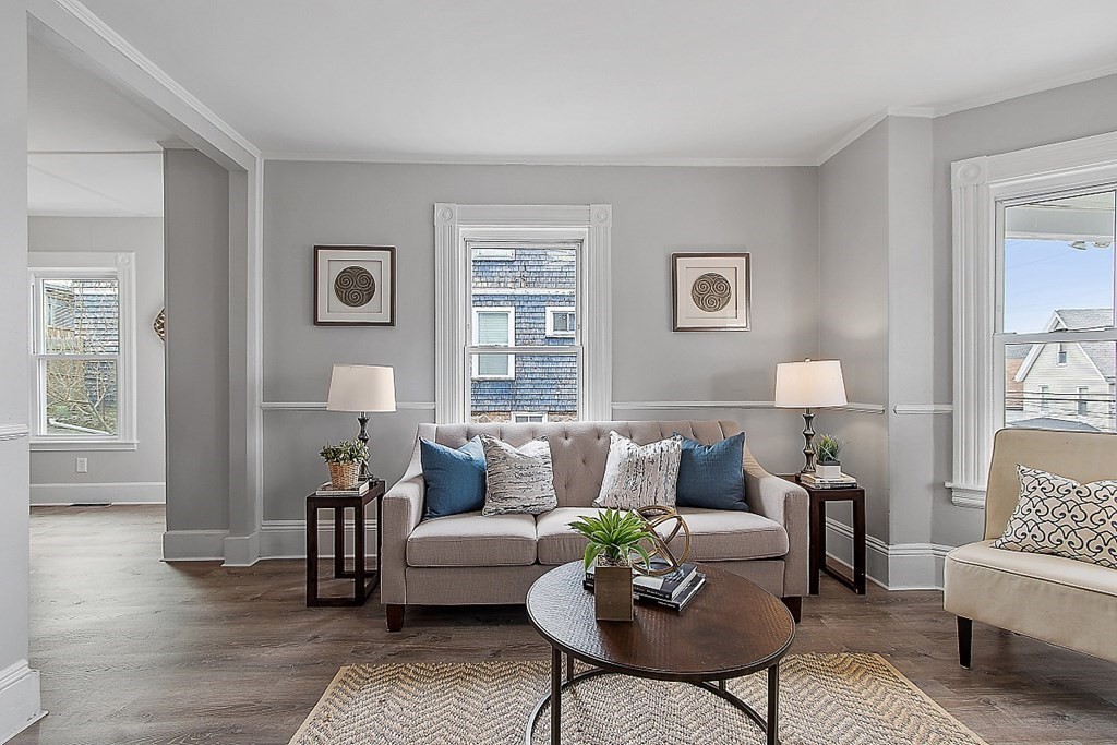 33 Birch Street Lynn, MA 01902 - Photo 5 of 25