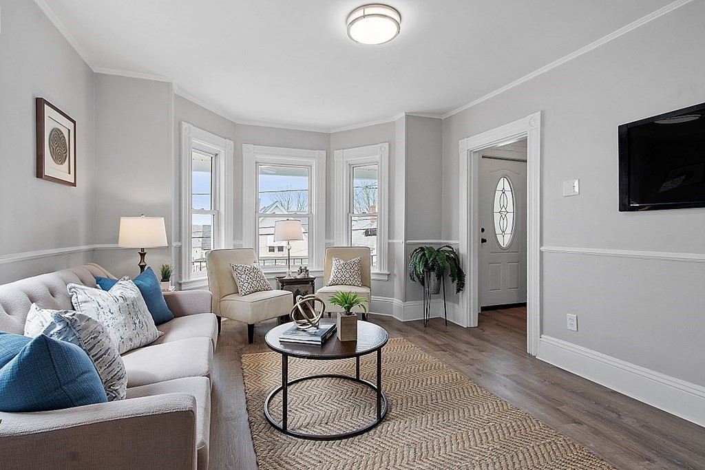 33 Birch Street Lynn, MA 01902 - Photo 6 of 25