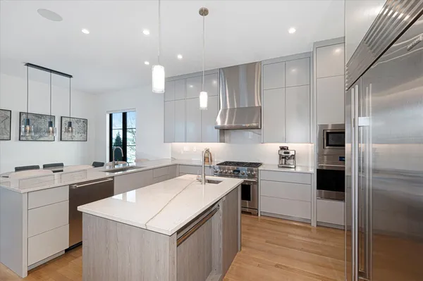 $2,495,000 | 176 Arlington Avenue, Elmhurst, IL 60126