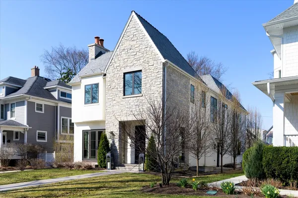 $2,495,000 | 176 Arlington Avenue, Elmhurst, IL 60126