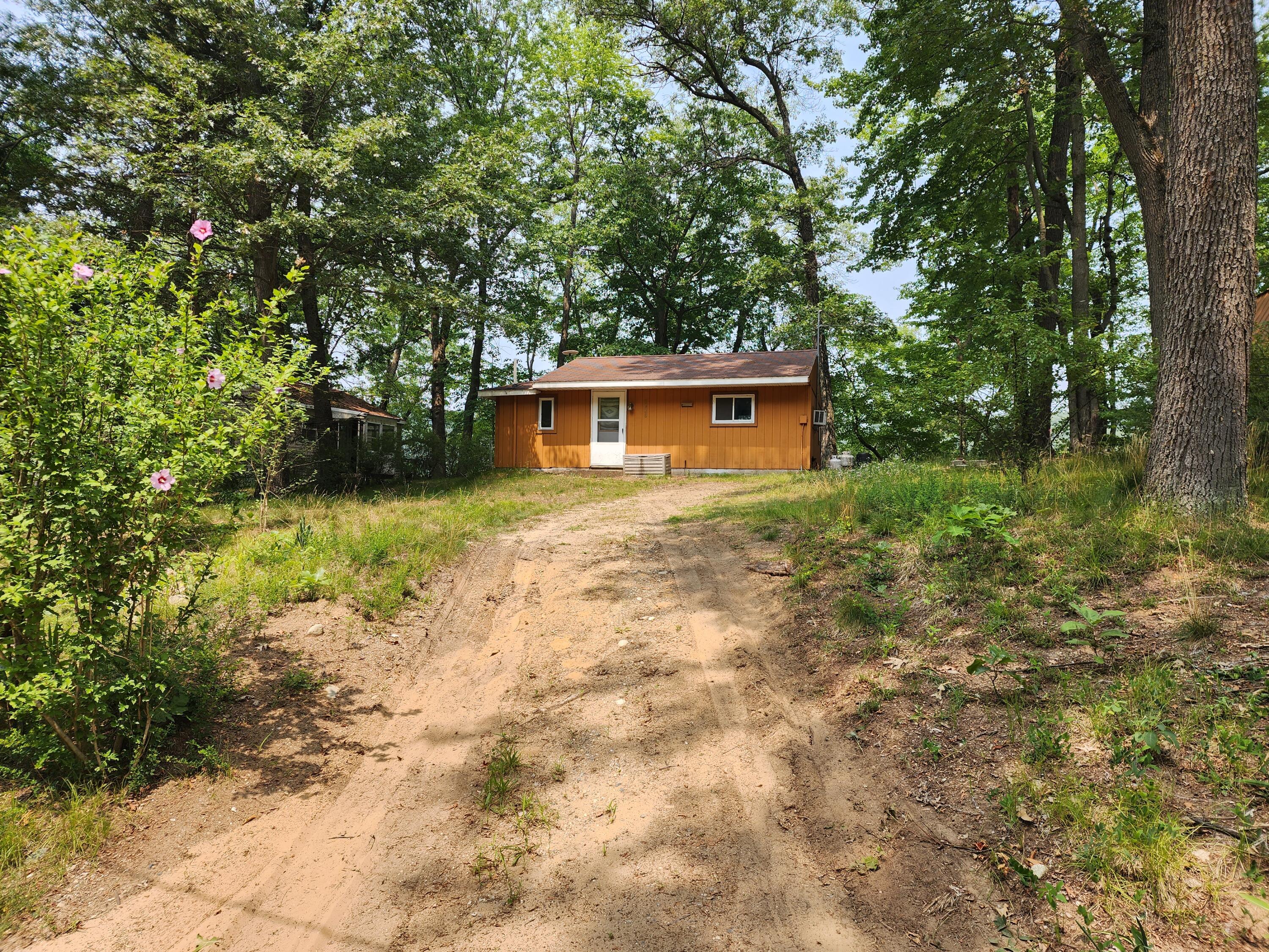 5986 McKibbin Road Delton, MI 49046 - Photo 10 of 12 20230725_132807