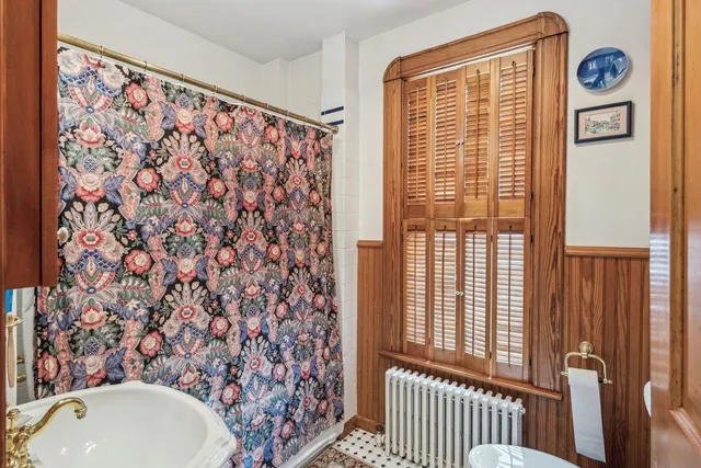 $309,000 | 1100 Ellis Avenue South, Ashland, WI 54806