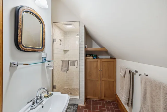 $309,000 | 1100 Ellis Avenue South, Ashland, WI 54806