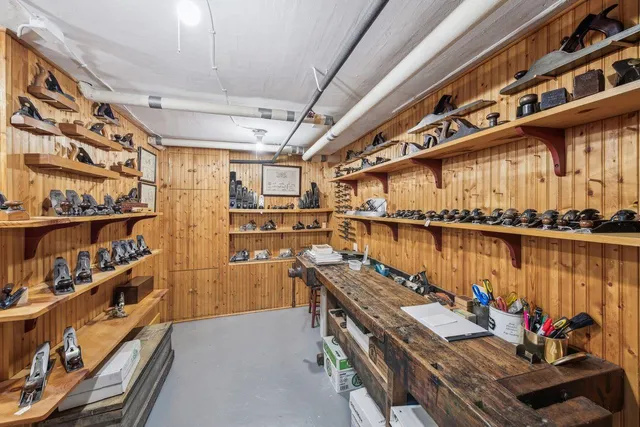 $309,000 | 1100 Ellis Avenue South, Ashland, WI 54806