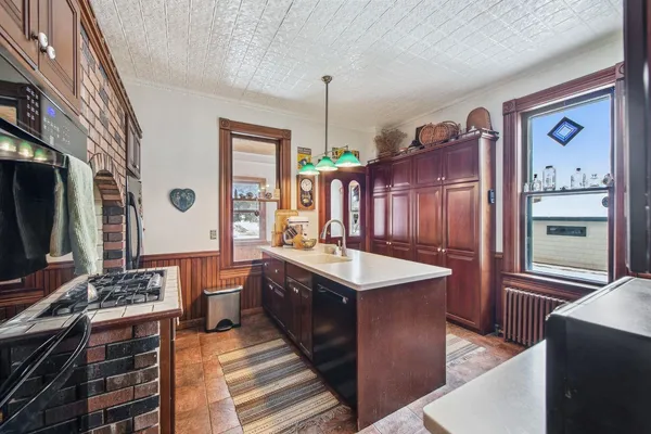 $305,000 | 1100 Ellis Avenue South, Ashland, WI 54806