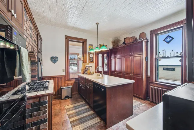 $309,000 | 1100 Ellis Avenue South, Ashland, WI 54806