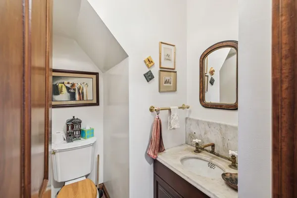 $305,000 | 1100 Ellis Avenue South, Ashland, WI 54806