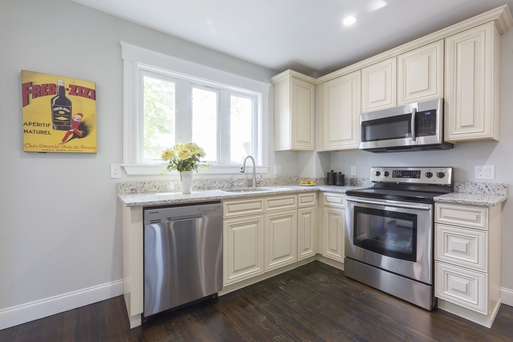 15-17 Sheffield Road, Unit 2 Boston, MA 02131 - Photo 2 of 20 Gallery Image 2